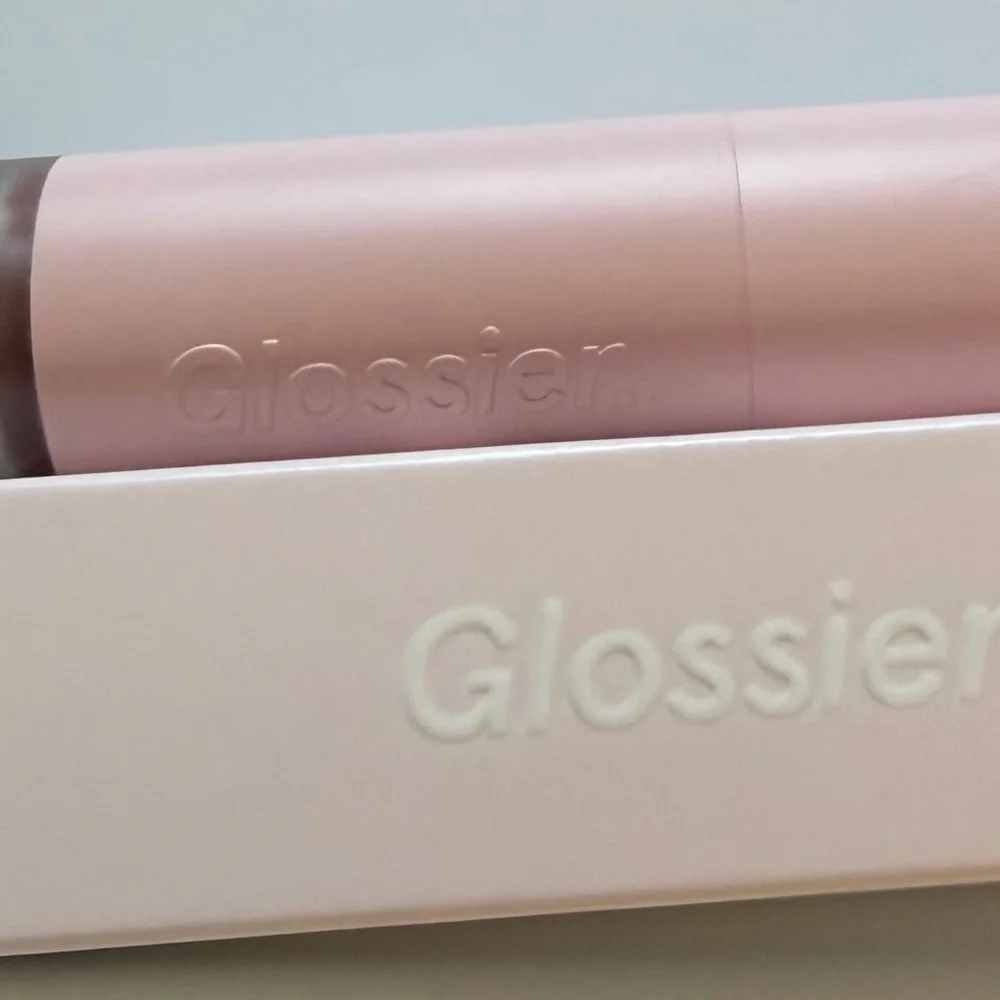 Glossier shade Lane mauve brown G SuitLip Crème NIB